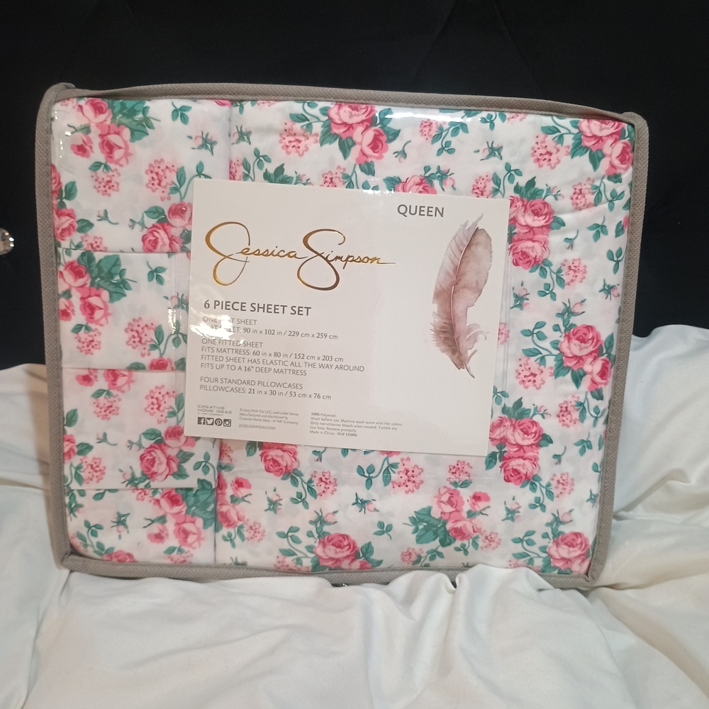 New Jessica Simpson Pretty Pink/White Floral 6 Piece Queen Sheet Set